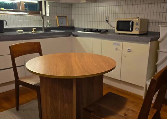 Family Room,samsung Station Coex,daechi Seolleung Gangnam Station 公寓 *